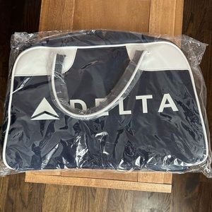 Unisex Zac Posen For Delta Airlines Vintage 75th Anniversary Bag